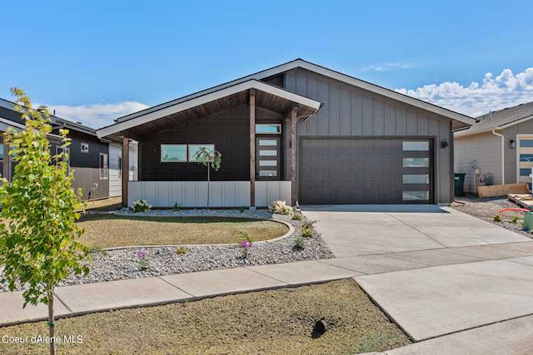 1462 W Moselle DR Coeur D'alene, ID 83815 MLS 242913