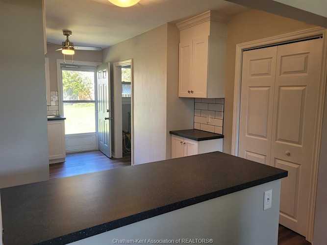 27 E Gregory Drive Dr Chatham, ON N7L 2R2 MLS® 24007861