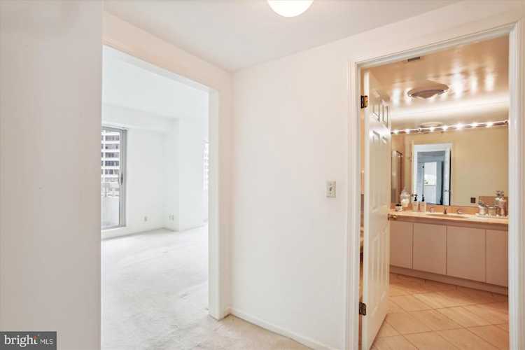 5600 Wisconsin Ave 904 Chevy Chase, MD 20815 home for sale Somerset