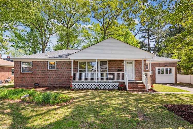 2757 Heutte Dr Norfolk, VA 23518 home for sale, MLS10528317 Crescas