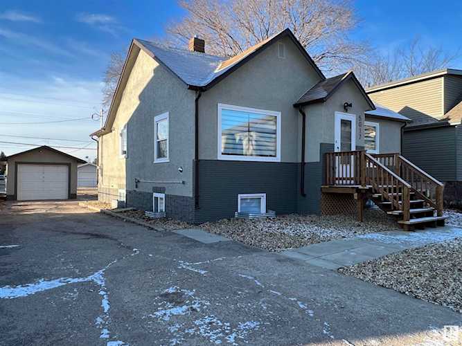 5017 49 Avenue, Vegreville MLS® E4382962