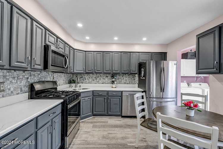 67 Kingsley Way Freehold, NJ 07728 MLS 22410902