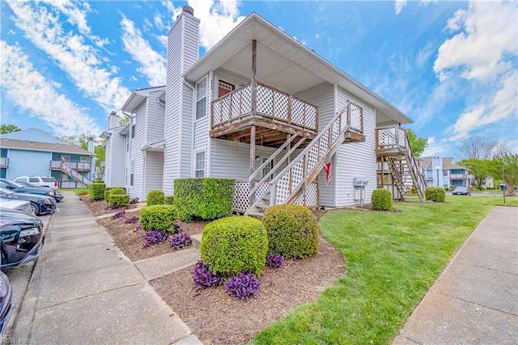 4245 Thalia Station Circle Virginia Beach, VA 23452 MLS 10529137