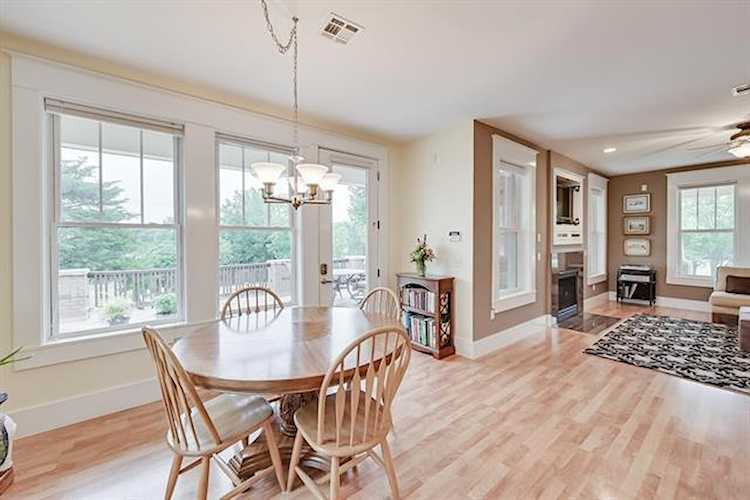 8113 Plum Creek Trail Burleson, TX 76028 MLS 20579992