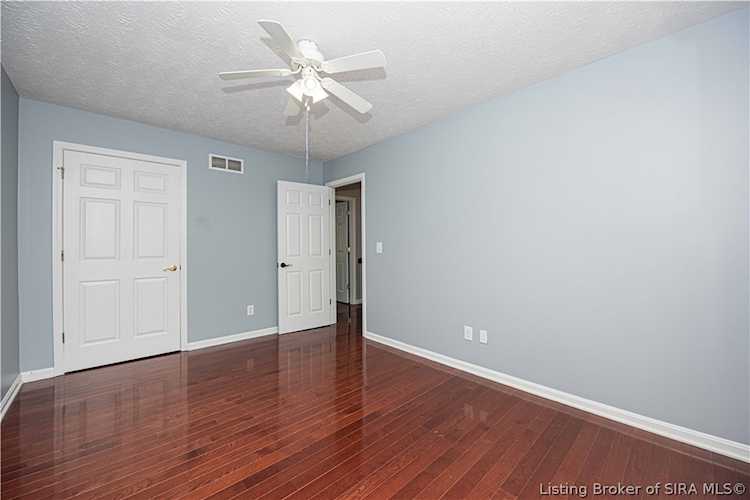 3502 Elk Pointe Blvd Jeffersonville, IN 47130 MLS 202407391