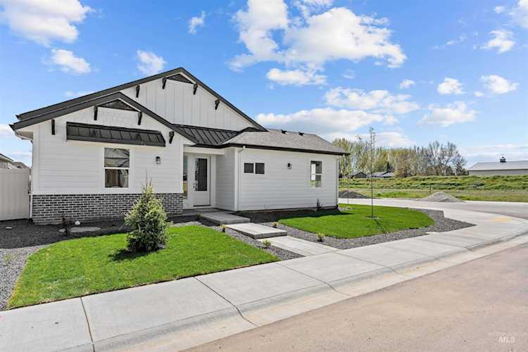 9943 W Sunberry Ct Star ID 83669 Sunfield Estates home for sale 735,000