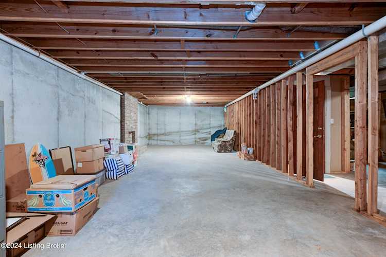 1800 Rudy Ln Louisville KY 40207 MLS1659605