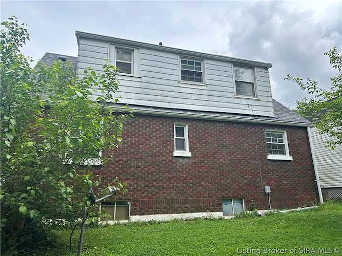 2211 Charlestown Rd New Albany, IN 47150 MLS 202407680