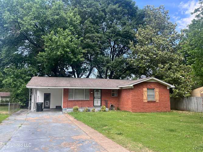 Search BHHS Taliesyn homes for sale in Germantown, Collierville