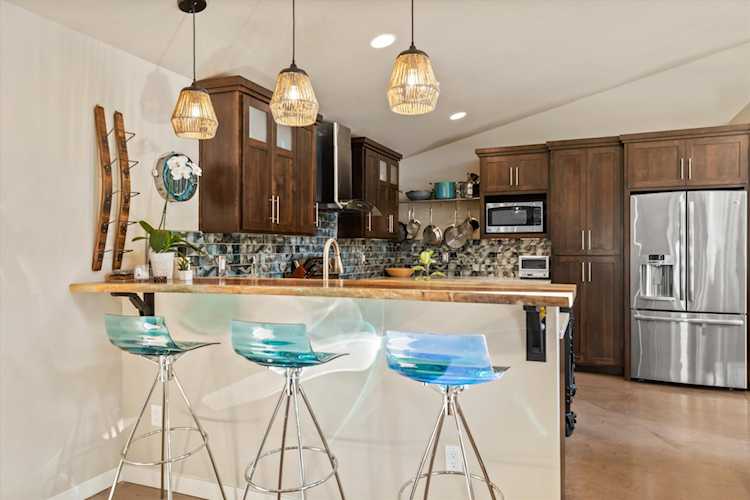 19946 Alderwood Circle Bend, OR 97702 MLS 220182325