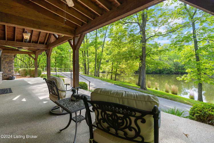 6601 Old Heady Rd Louisville, KY 40299 MLS 1659985