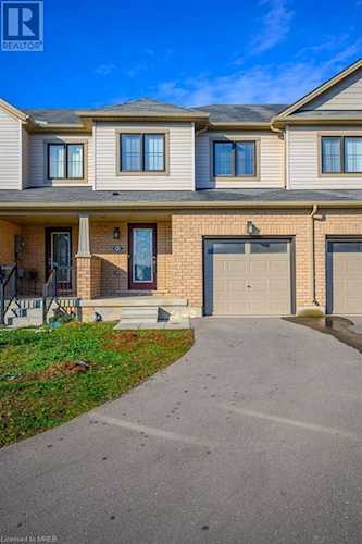 80 Pagebrook Crescent, Hamilton, ON L8J1X5 - MLS# 40589966 | Viewhomes.ca