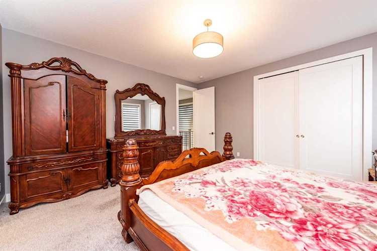 111 Sandpipper CtChestermere Real EstateKinniburgh Homes for Sale