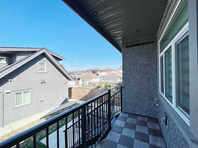 3275 E 20th Avenue, Vancouver, BC, V5M 2V6 MLS R2883298