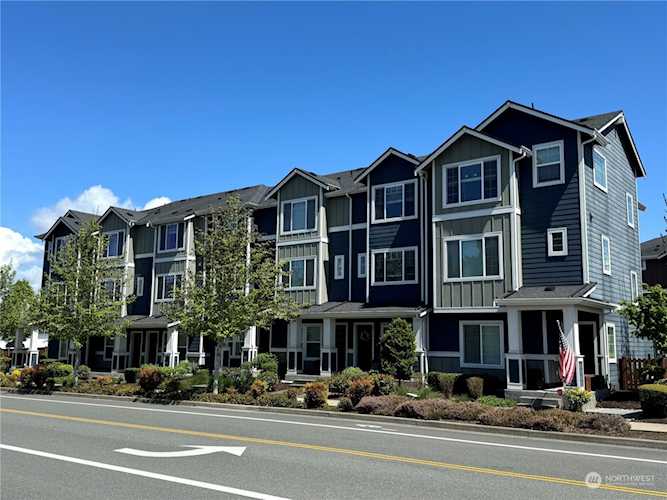 3306-31st-dr-everett-wa-98201-mls-2240176
