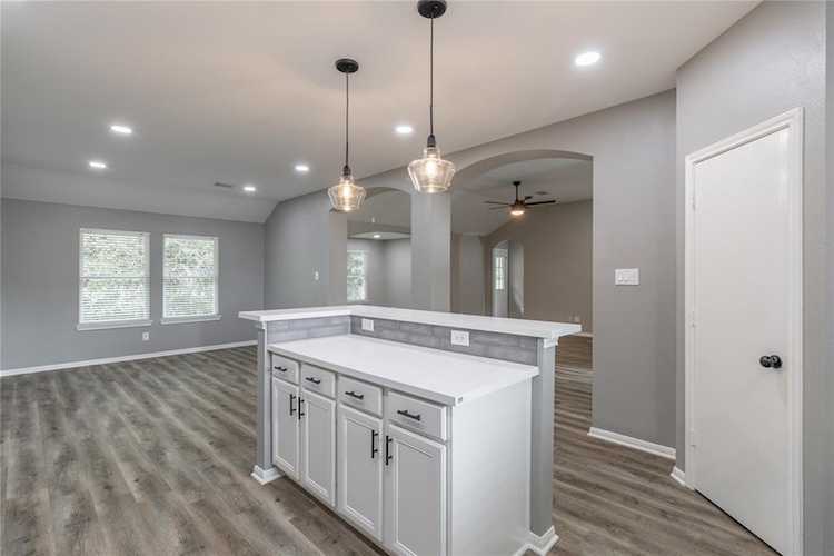 589 County Road 949C Alvin, TX 77511 home for sale