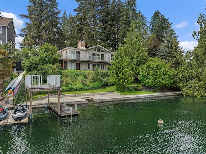 4905 Jenks Point Way E Lake Tapps, WA 98391 | MLS® 2230222