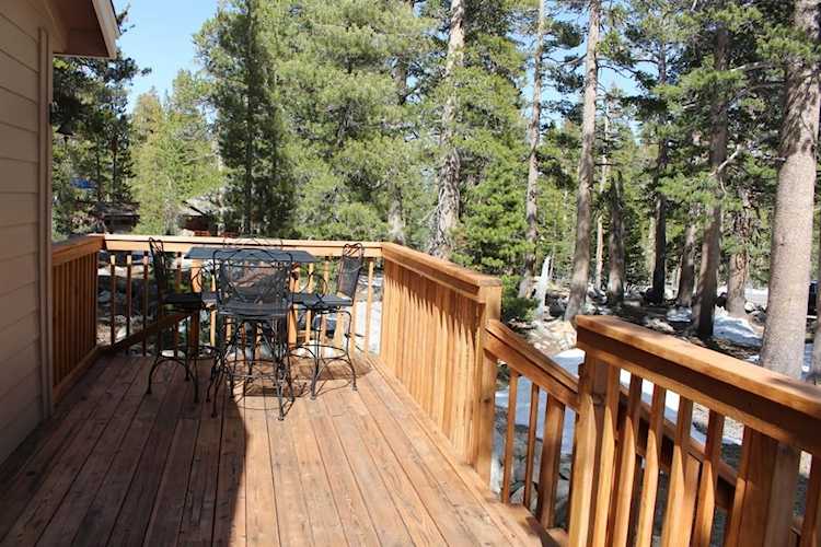 5390 Virginia Lakes Road Virginia Lakes, CA 93517 MLS 240282