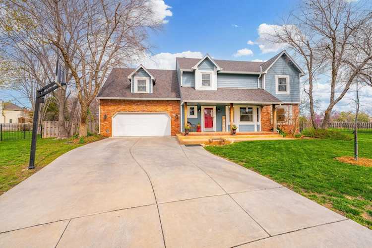 Homes for Sale in 8232 E Greenbriar Ct Wichita, KS