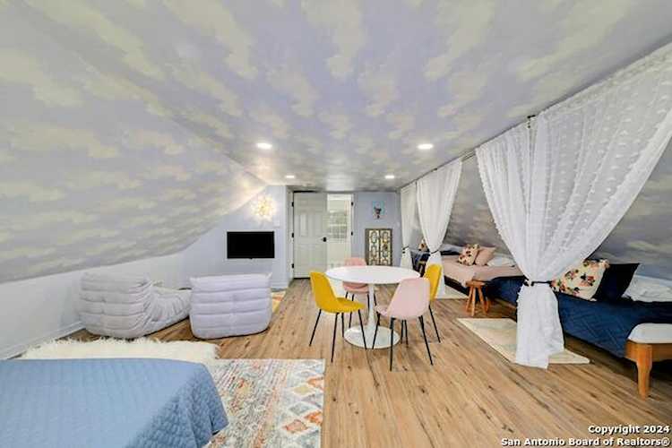 For sale 1660 W Mccarty Lane San Marcos, TX farm for sale