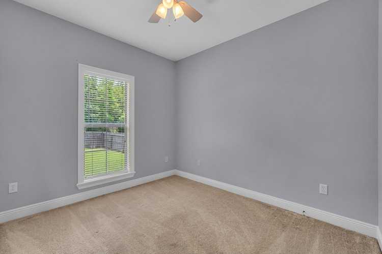 18 E Spanish Oaks Sumrall, MS 39482 MLS 138242