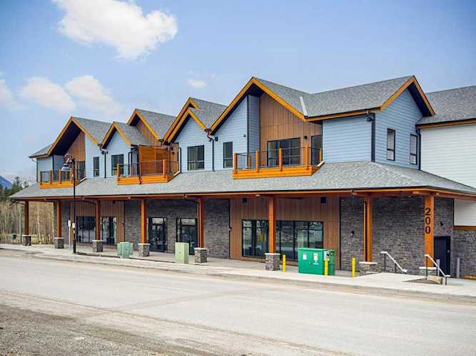 MLS® Dead Man's Flats 200 2 St 1110 Dead Man's Flats AB 813,645 MLS