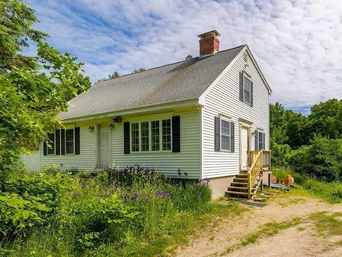 807 North West Main St Douglas, MA 01516 MLS 73247803