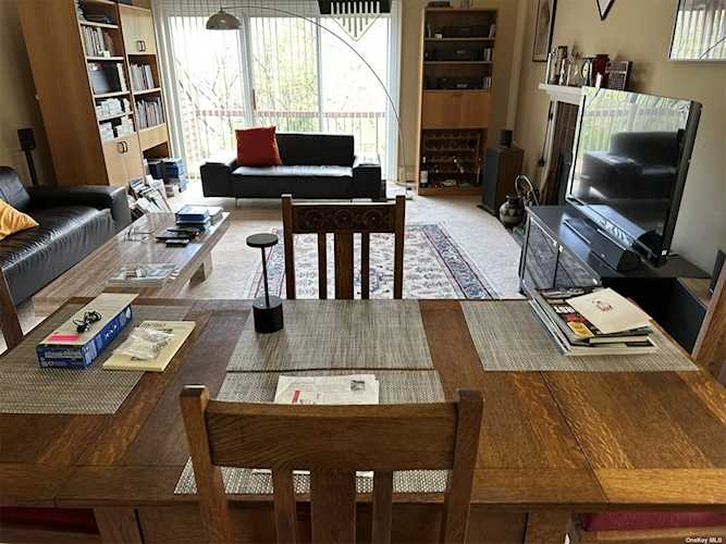 1010 Eagle Bay Dr 1010 Ossining, NY 10562 MLS 3555987