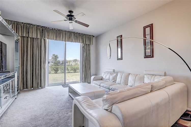 1984 Hawks View Dr Ruskin, FL 33570 Hawks Point Ph 1c