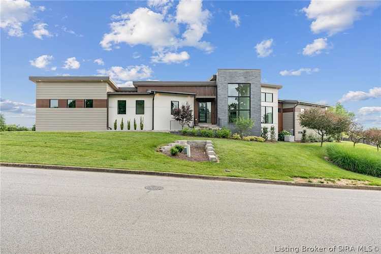 103 Bluff Ridge Dr Jeffersonville, IN 47130 MLS 202408024