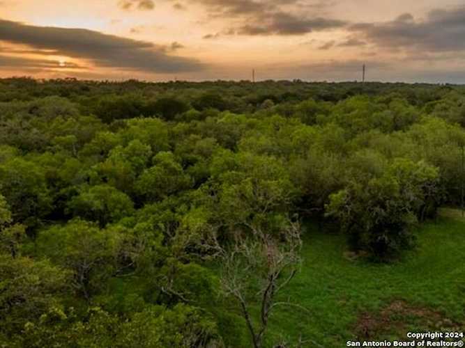 291 County Road 4802 Castroville, TX 78009 lot for sale