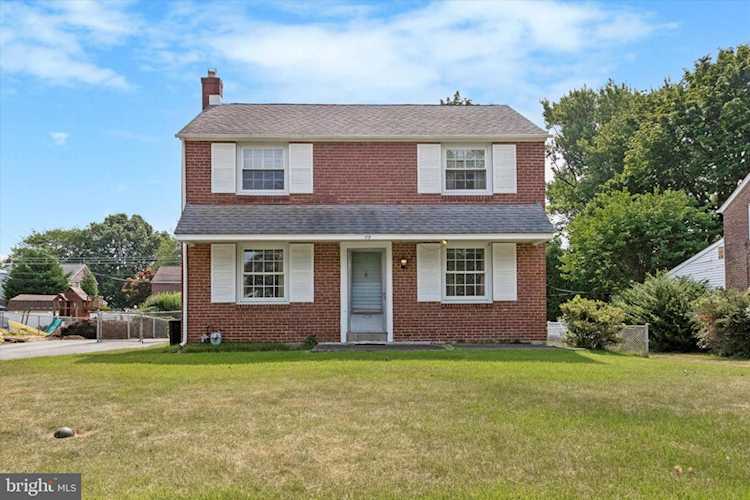 PHOTOS & DETAILS 69 Indian Rock Dr, Springfield, PA 19064 For Sale