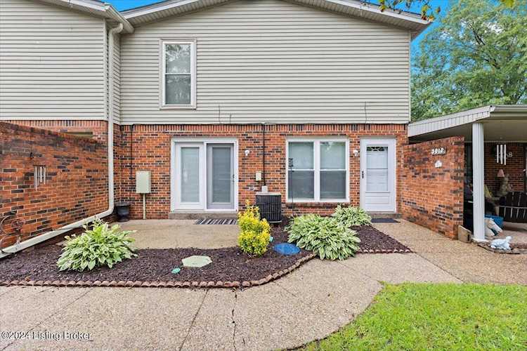 000 Confidential Ave. Louisville KY 40214 condo for sale MLS 1664550