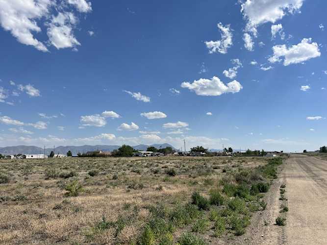 3073 Crescent Valley Ave Crescent Valley, NV 89821 | MLS 3625246