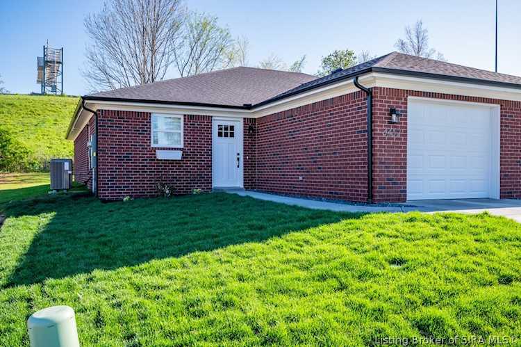 3452 River Birch Dr Jeffersonville, IN 47130 | MLS 2023012394