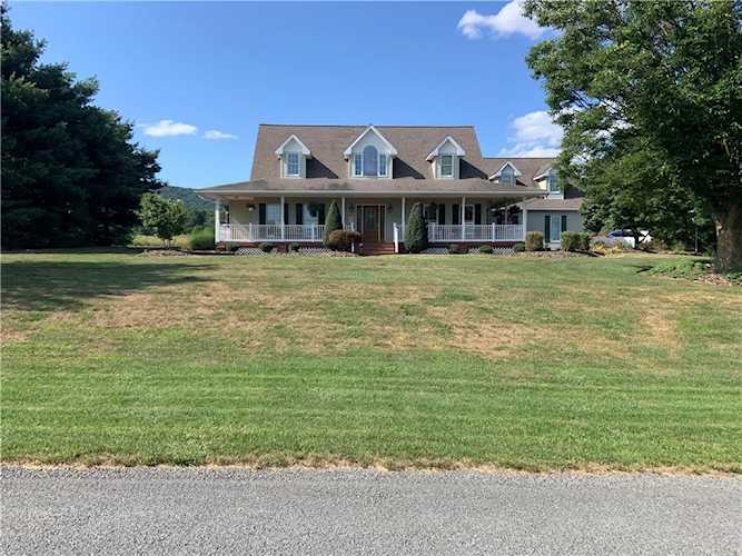 6887 Whitetail Ct home for sale in New Tripoli, PA - Homeway Real 