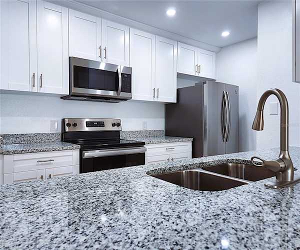 9481 Highland Oak Dr 306 Tampa, FL 33647 The Highlands At Hunters Gree