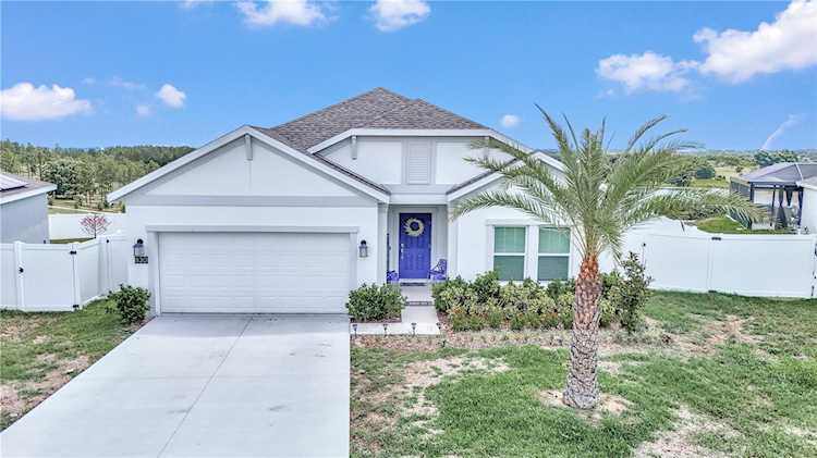 830 Kapi Dr Groveland, FL 34736 | MLS OM689709