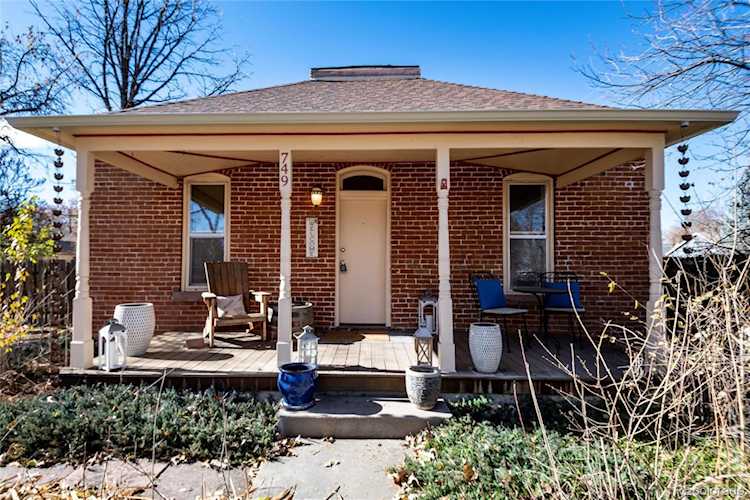 749 N 4th Berthoud ***NEW PRICE***  Fabulous, classic, brick single level home perfectly situated on a huge corner lot... Berthoud Larimer CO 80513 5539968 home for sale $550,000 5539968 Photo 1