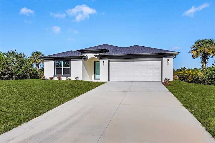 1649 N San Mateo Dr North Port, FL 34288 | MLS O6266427