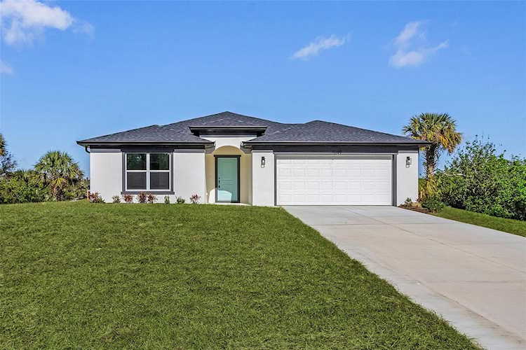 3841 San Pedro Ave North Port, FL 34288 | MLS O6245876