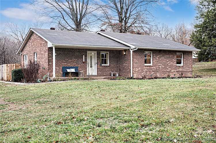 11105 In-60 Sellersburg, IN 47172 | MLS 202505056