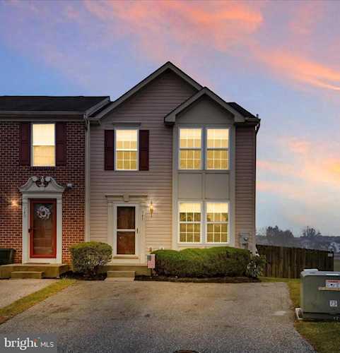 741 Blossom Dr Hanover York PA 17331 $264,900