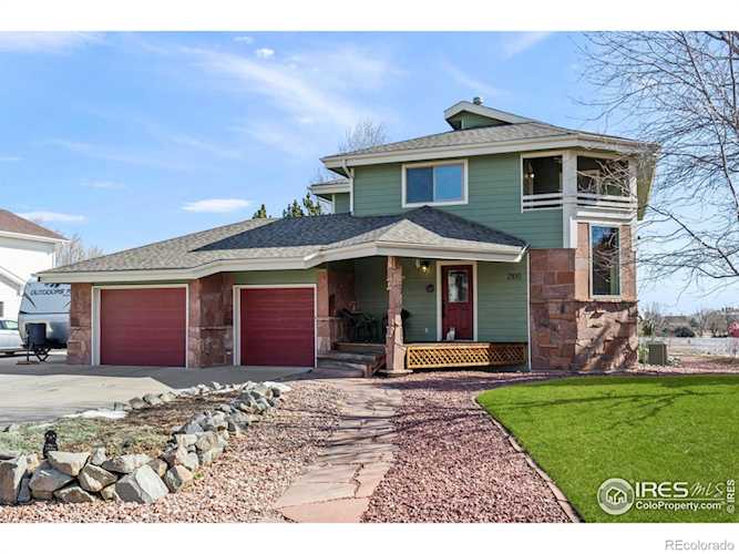 2100 Breckenridge Dr Berthoud Lake Ranchettes Custom Country Colorado Home For Sale, Berthoud Colorado. A lovingly maintained, home on .38 acres... Berthoud Larimer CO 80513 IR1027245 home for sale $880,000 IR1027245 Photo 1
