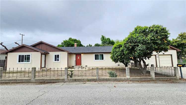 48 Bard Ln, Ventura, CA 93001