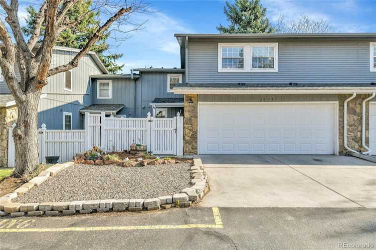 2879 S Xanadu Way Heather Ridge Explore this beautiful home, perfectly blending the spaciousness of a single-family residence with... Aurora Arapahoe CO 80014 9885610 condo for sale $420,000 9885610 Photo 1