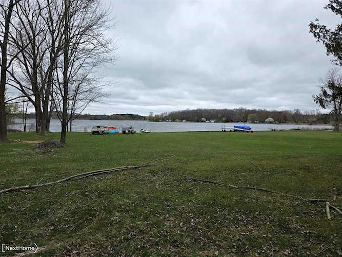 3760 Southwick Dr in Marion Twp, MI Photo 1