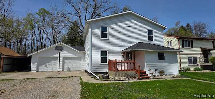 5404 Wexford Rd in Lansing, MI Photo 1