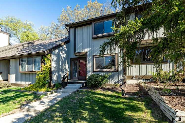 568 Foxboro Square in Brighton, MI Photo 1