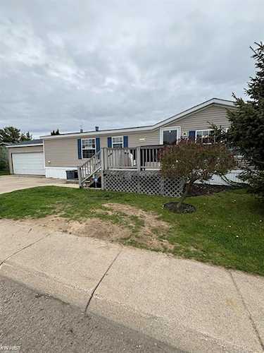 384 River Birch Dr in Genesee Twp, MI Photo 1